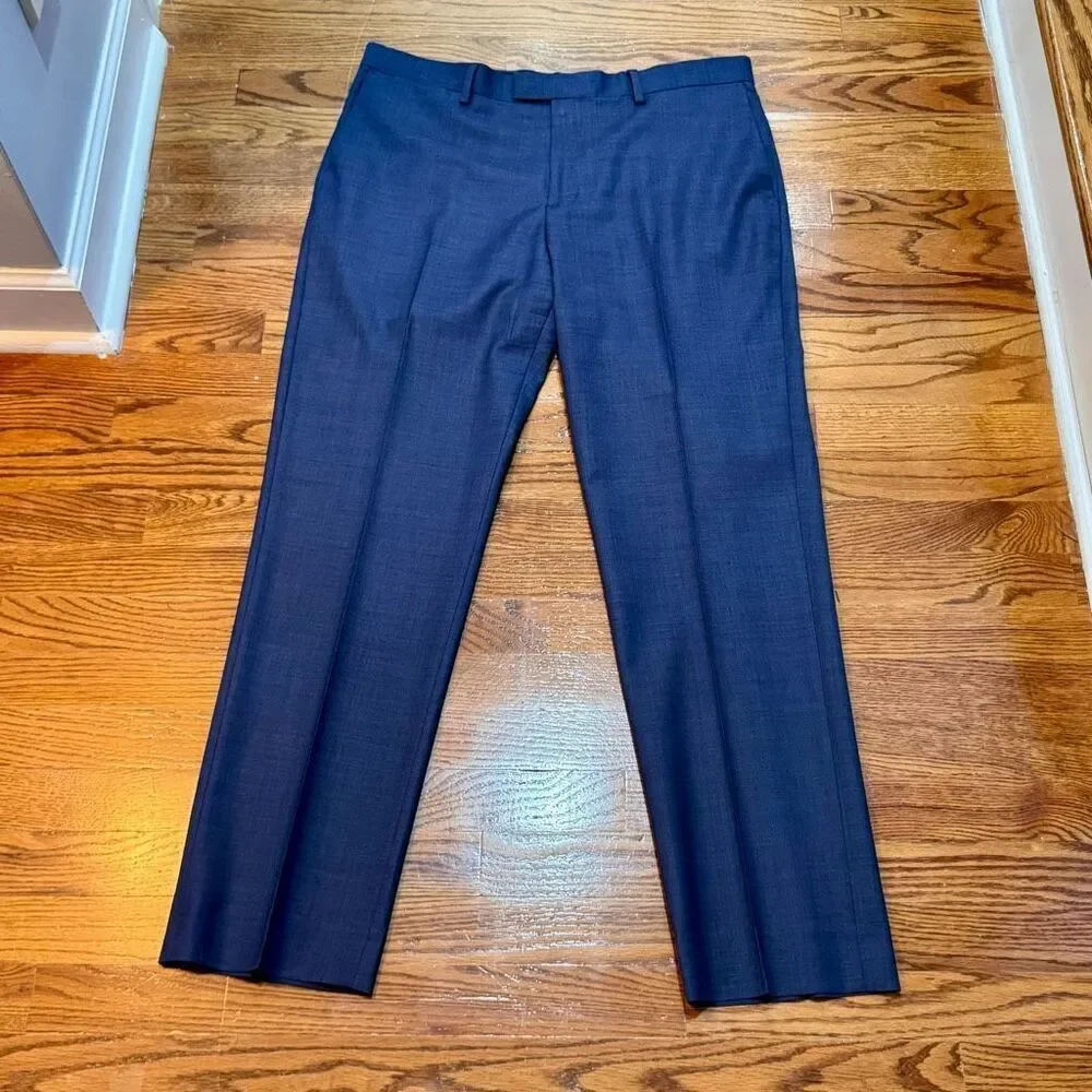 Banana Republic Medium Blue Wool 2 Piece Suit.  Marzotto fabric
